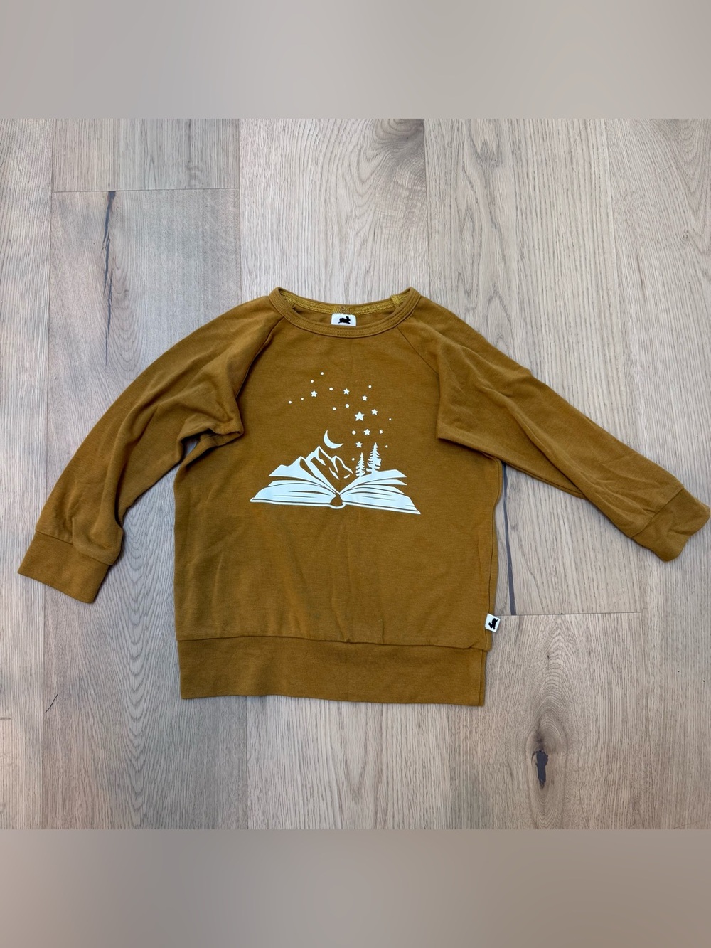 Little & Lively | crewneck sweater